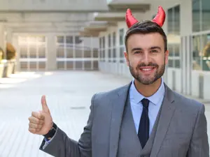 How do you know a lawyer is lying?