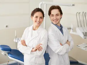What do you call two dentists that are very different?