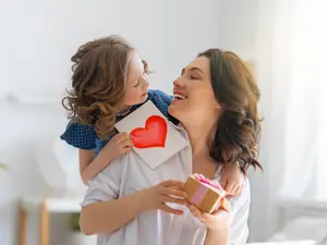 What kind of flowers are the best for Mother's Day?