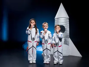 What's an astronaut's favorite snack?