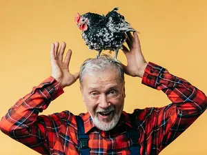 What's the difference between people and chickens?