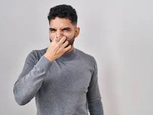 What's the smelliest part of a football field?