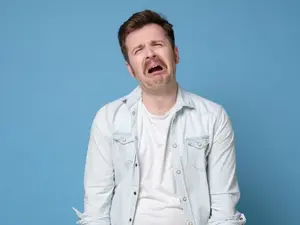 Where does a veterinarian's husband sleep when they're fighting?