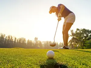 Which hot drink loves golf?