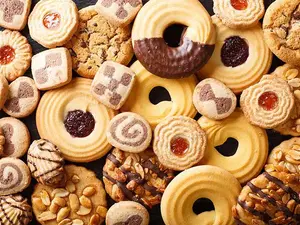 Why do basketball players like cookies?